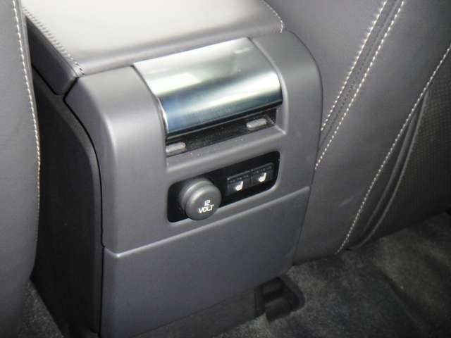 ボルボ Ｖ７０ Ｔ５　クラシック H28年 (東北) 99