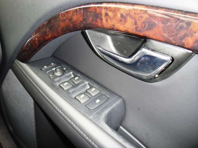 ボルボ Ｖ７０ Ｔ５　クラシック H28年 (東北) 99