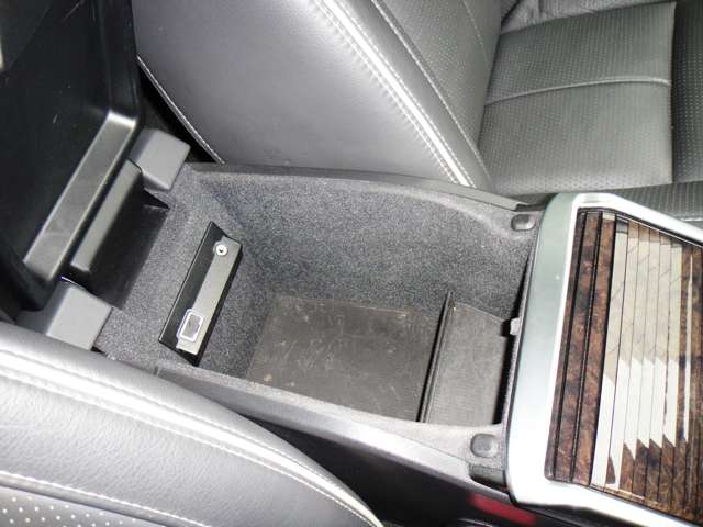 ボルボ Ｖ７０ Ｔ５　クラシック H28年 (東北) 99