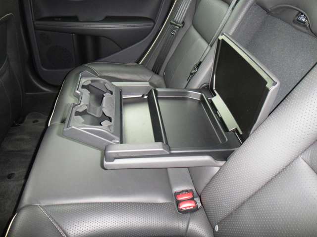 ボルボ Ｖ７０ Ｔ５　クラシック H28年 (東北) 99