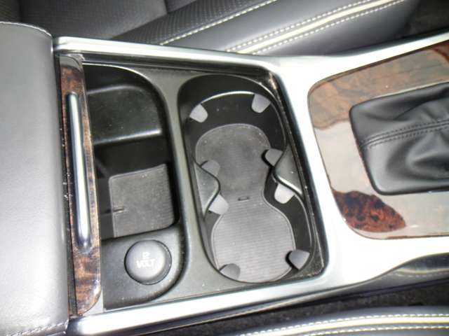 ボルボ Ｖ７０ Ｔ５　クラシック H28年 (東北) 99