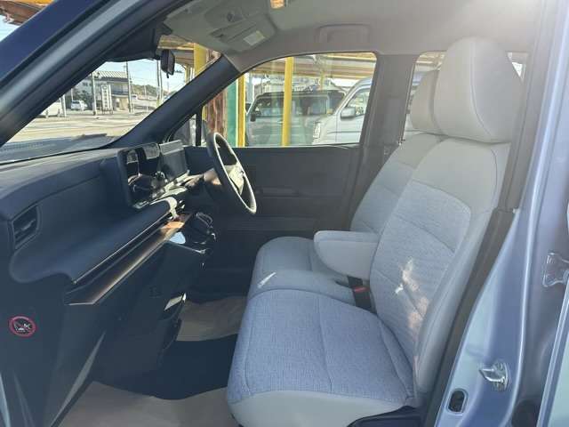 日産 サクラ Ｇ R4年 (東海) 99