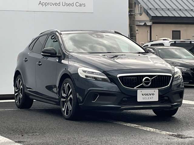 ボルボ Ｖ４０クロスカントリー Ｔ５ ＡＷＤ モメンタム ４ＷＤ H29年 (東北) 99