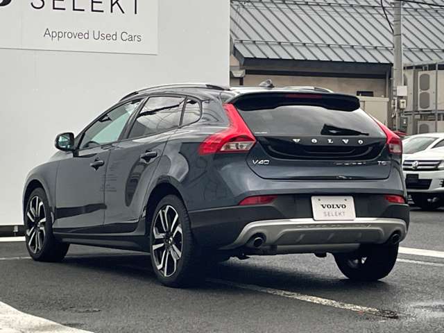 ボルボ Ｖ４０クロスカントリー Ｔ５ ＡＷＤ モメンタム ４ＷＤ H29年 (東北) 99