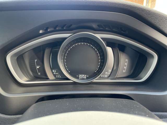 ボルボ Ｖ４０クロスカントリー Ｔ５ ＡＷＤ モメンタム ４ＷＤ H29年 (東北) 99