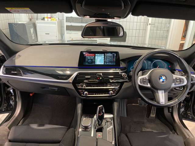 ＢＭＷ ５シリーズ ５２３Ｄ エディション ＭＩＳＳＩＯＮ ＩＭＰＯＳＳＩＢＬＥ ディーゼルターボ H30年 (近畿) 99