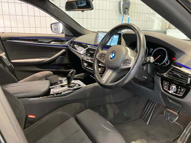 ＢＭＷ ５シリーズ ５２３Ｄ エディション ＭＩＳＳＩＯＮ ＩＭＰＯＳＳＩＢＬＥ ディーゼルターボ H30年 (近畿) 99