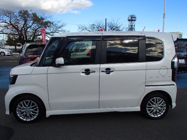 ホンダ Ｎ　ＢＯＸ カスタム ６６０ Ｌ ターボ ４ＷＤ R3年 (東北) 99