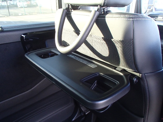 ホンダ Ｎ　ＢＯＸ カスタム ６６０ Ｌ ターボ ４ＷＤ R3年 (東北) 99