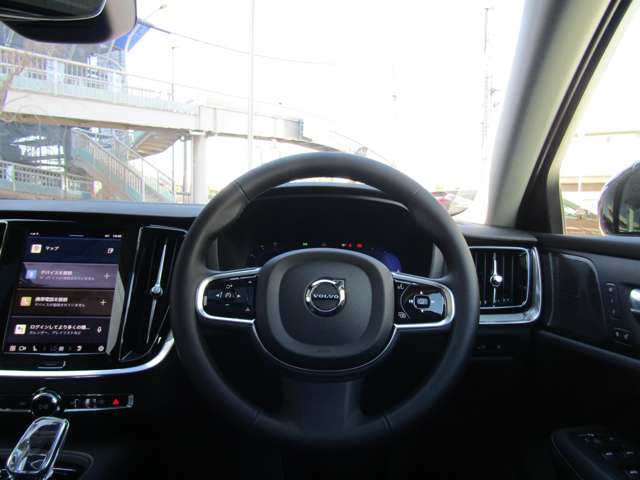 ボルボ Ｖ６０ リチャージ アルティメット Ｔ６ ＡＷＤ プラグイン ハイブリッド ４ＷＤ R4年 (関東) 99