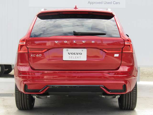 ボルボ ＸＣ６０ リチャージ アルティメット Ｔ６ ＡＷＤ プラグイン ハイブリッド ４ＷＤ R4年 (関東) 99