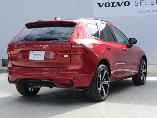 ボルボ ＸＣ６０ リチャージ アルティメット Ｔ６ ＡＷＤ プラグイン ハイブリッド ４ＷＤ R4年 (関東) 99