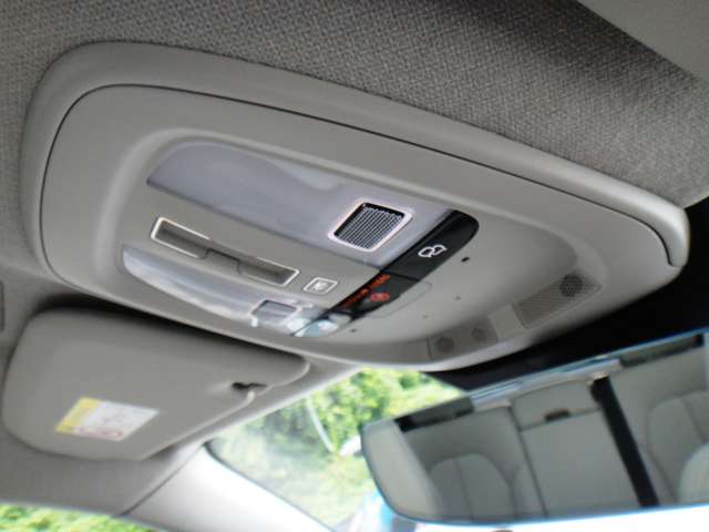 ボルボ ＸＣ４０ アルティメット Ｂ４ ＡＷＤ ４ＷＤ R5年 (東北) 99