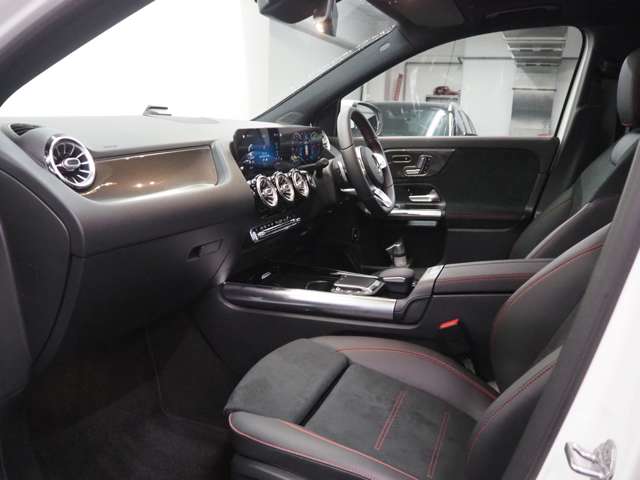 メルセデスベンツ ＧＬＡクラス ＧＬＡ２００ Ｄ ４マチック ＡＭＧライン ディーゼルターボ ４ＷＤ R3年 (関東) 99