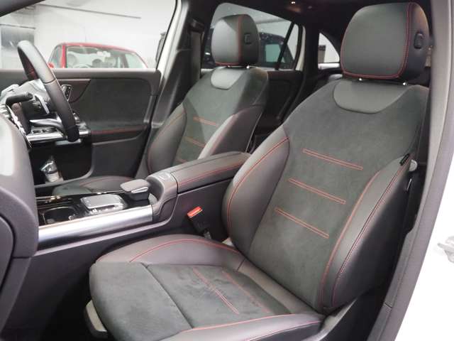 メルセデスベンツ ＧＬＡクラス ＧＬＡ２００ Ｄ ４マチック ＡＭＧライン ディーゼルターボ ４ＷＤ R3年 (関東) 99