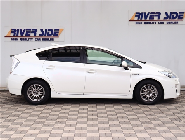 トヨタ プリウス １．８ Ｓ ツーリングセレクション H21年 (関東) 99