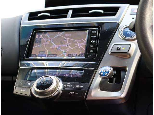 トヨタ プリウスΑ １．８ Ｓ H29年 (関東) 99