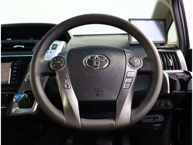 トヨタ プリウスΑ １．８ Ｓ H29年 (関東) 99