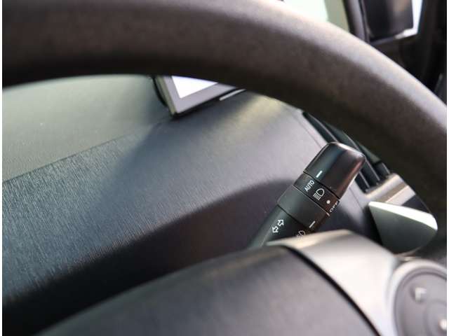 トヨタ プリウスΑ １．８ Ｓ H29年 (関東) 99