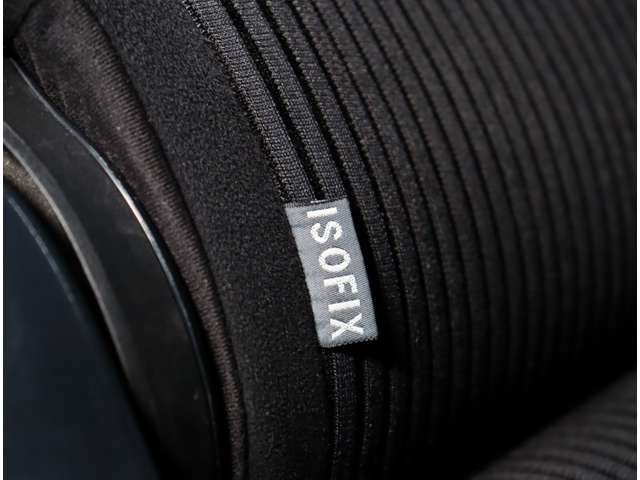 トヨタ プリウスΑ １．８ Ｓ H29年 (関東) 99