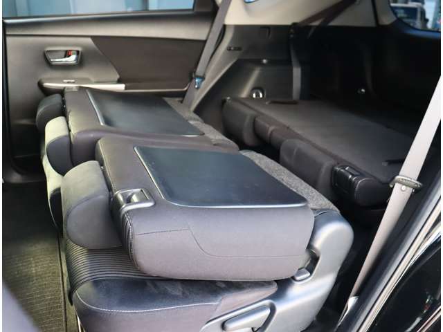 トヨタ プリウスΑ １．８ Ｓ H29年 (関東) 99