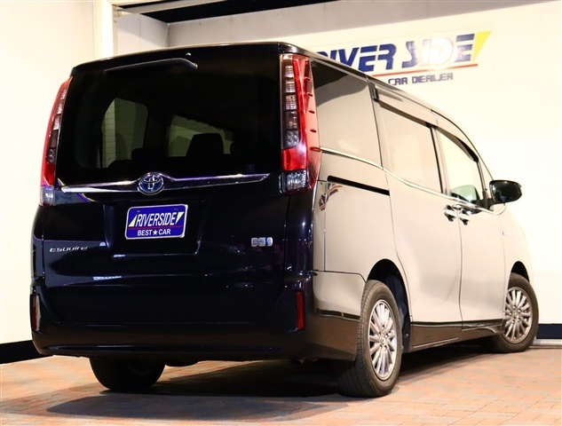 トヨタ エスクァイア　ハイブリッド １．８ ハイブリッド ＧＩ H27年 (関東) 99