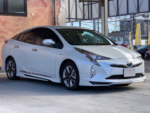 トヨタ プリウス １．８ Ａ プレミアム ツーリングセレクション Ｅ－ＦＯＵＲ ４ＷＤ H28年 (東北) 99