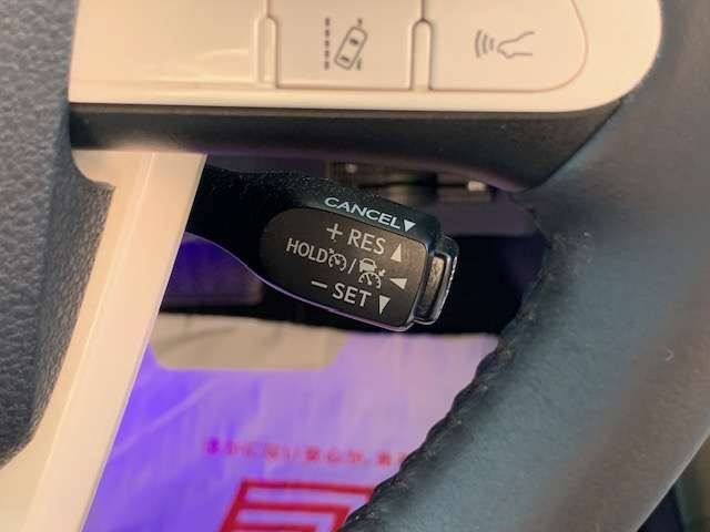 トヨタ プリウス １．８ Ａ プレミアム ツーリングセレクション Ｅ－ＦＯＵＲ ４ＷＤ H28年 (東北) 99