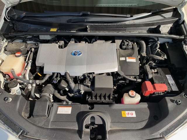 トヨタ プリウス １．８ Ａ プレミアム ツーリングセレクション Ｅ－ＦＯＵＲ ４ＷＤ H28年 (東北) 99