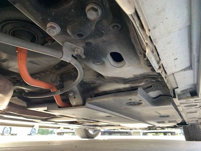 トヨタ プリウス １．８ Ａ プレミアム ツーリングセレクション Ｅ－ＦＯＵＲ ４ＷＤ H28年 (東北) 99