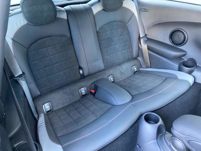 ミニ ミニ ジョン・クーパー・ワークス ３ドア R2年 (近畿) 99