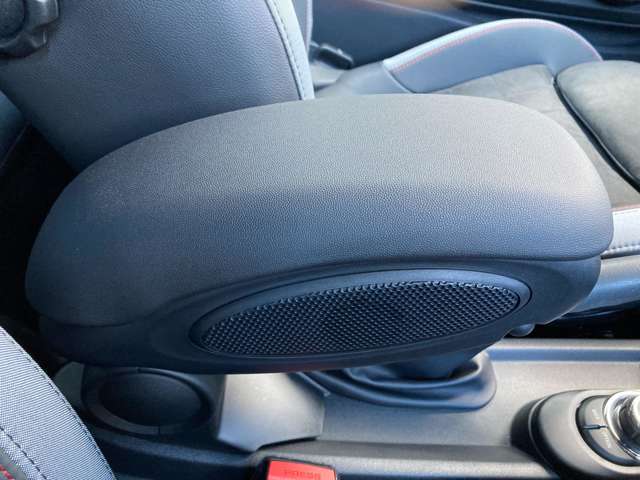 ミニ ミニ ジョン・クーパー・ワークス ３ドア R2年 (近畿) 99