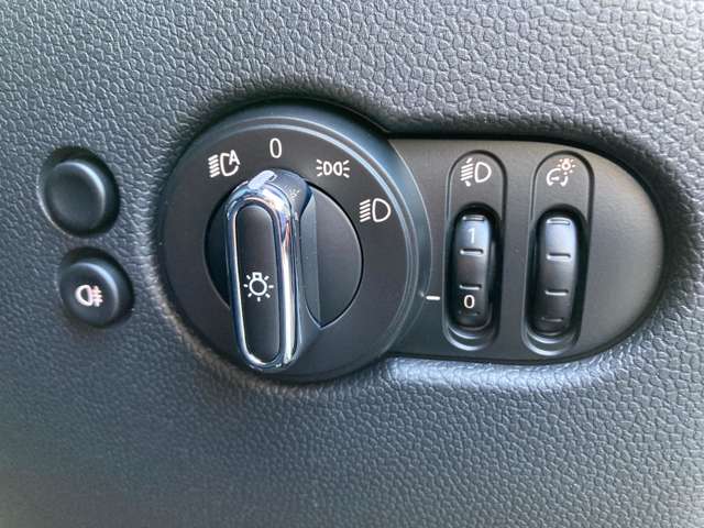 ミニ ミニ ジョン・クーパー・ワークス ３ドア R2年 (近畿) 99