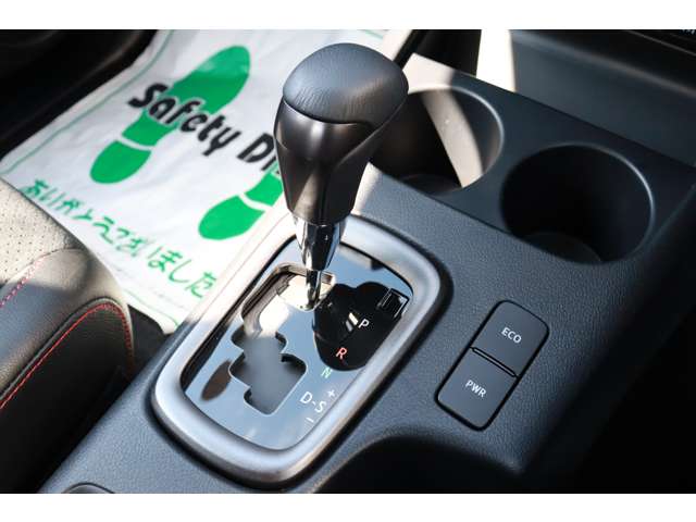 トヨタ ハイラックス ２．４ Ｚ ＧＲスポーツ ディーゼルターボ ４ＷＤ R5年 (東海) 99