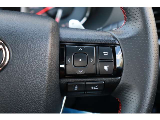 トヨタ ハイラックス ２．４ Ｚ ＧＲスポーツ ディーゼルターボ ４ＷＤ R5年 (東海) 99