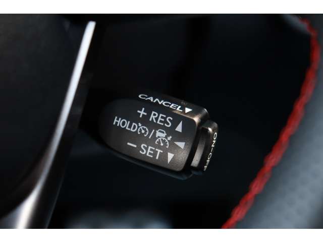 トヨタ ハイラックス ２．４ Ｚ ＧＲスポーツ ディーゼルターボ ４ＷＤ R5年 (東海) 99