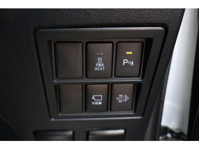 トヨタ ハイラックス ２．４ Ｚ ＧＲスポーツ ディーゼルターボ ４ＷＤ R5年 (東海) 99