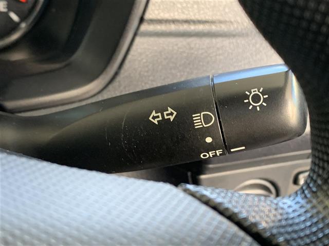 トヨタ カローラフィールダー １．５Ｘ H29年 (東海) 99