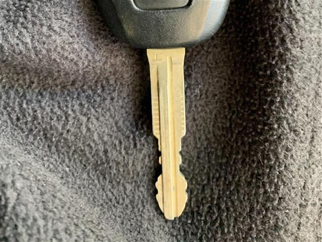 トヨタ カローラフィールダー １．５Ｘ H29年 (東海) 99