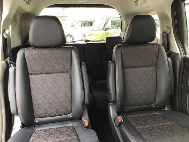 ホンダ フリード　ハイブリッド １．５ ハイブリッド クロスター R5年 (近畿) 99