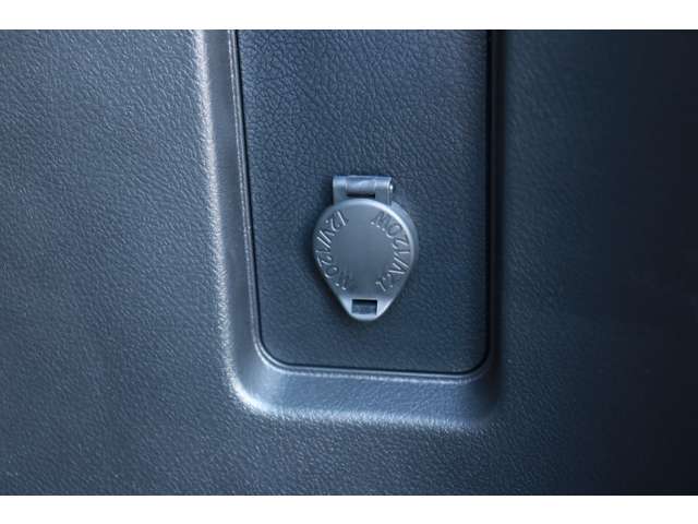 トヨタ ランドクルーザープラド ２．７ ＴＸ Ｌパッケージ マットブラック エディション ４ＷＤ R5年 (東海) 99