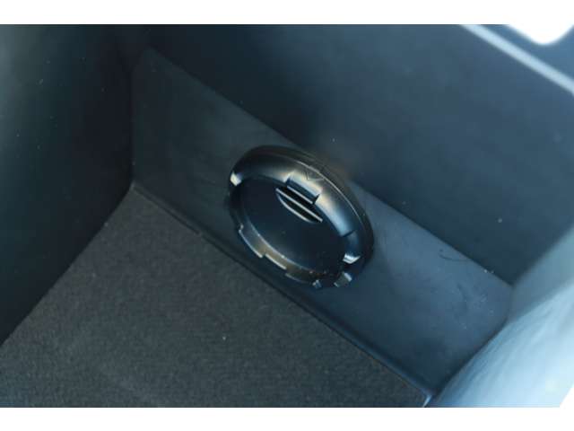 トヨタ ランドクルーザープラド ２．７ ＴＸ Ｌパッケージ マットブラック エディション ４ＷＤ R5年 (東海) 99