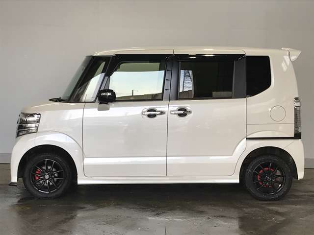 ホンダ Ｎ　ＢＯＸ ６６０ カスタムＧ ターボＳＳパッケージ ブラックスタイル４ＷＤ H29年 (北海道) 99