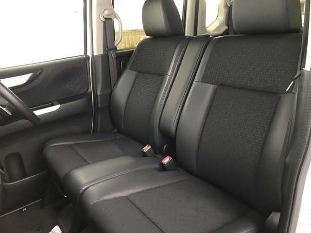 ホンダ Ｎ　ＢＯＸ ６６０ カスタムＧ ターボＳＳパッケージ ブラックスタイル４ＷＤ H29年 (北海道) 99