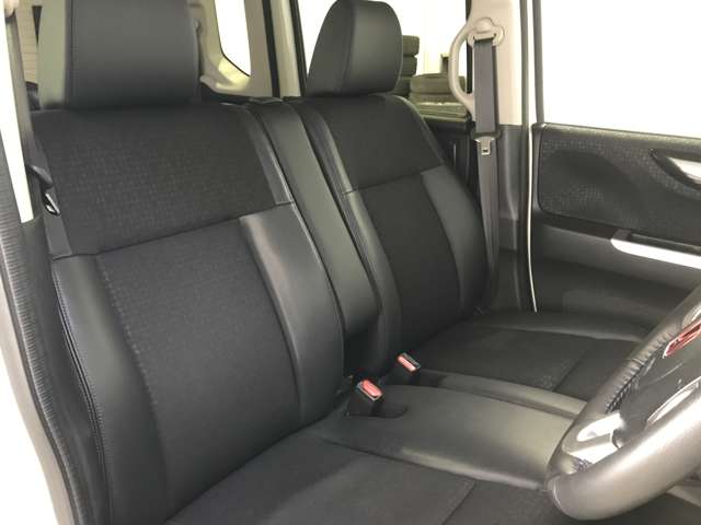 ホンダ Ｎ　ＢＯＸ ６６０ カスタムＧ ターボＳＳパッケージ ブラックスタイル４ＷＤ H29年 (北海道) 99