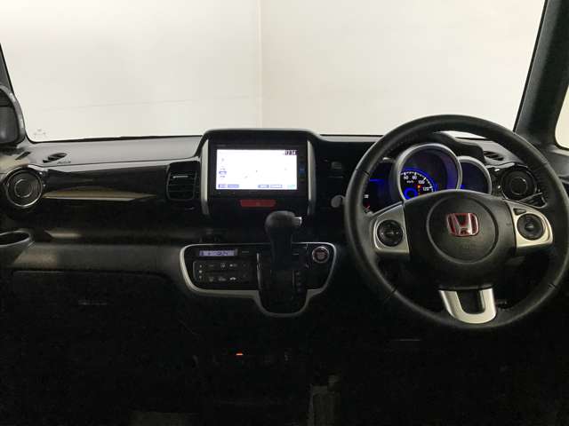 ホンダ Ｎ　ＢＯＸ ６６０ カスタムＧ ターボＳＳパッケージ ブラックスタイル４ＷＤ H29年 (北海道) 99