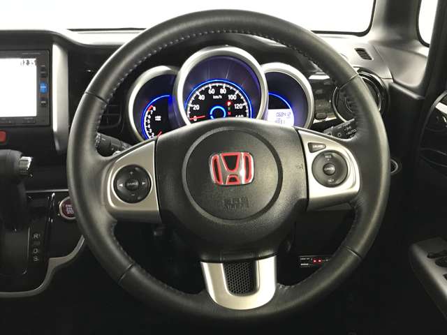 ホンダ Ｎ　ＢＯＸ ６６０ カスタムＧ ターボＳＳパッケージ ブラックスタイル４ＷＤ H29年 (北海道) 99