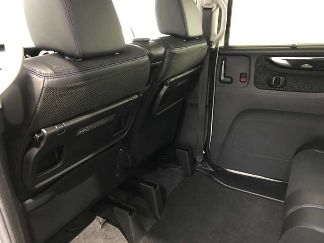 ホンダ Ｎ　ＢＯＸ ６６０ カスタムＧ ターボＳＳパッケージ ブラックスタイル４ＷＤ H29年 (北海道) 99