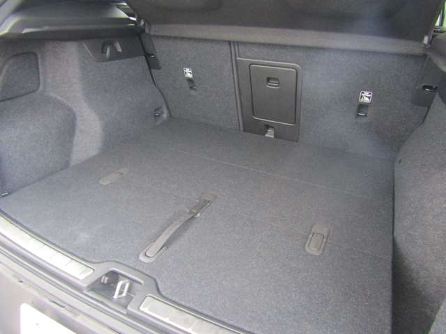 ボルボ ＸＣ４０ アルティメット Ｂ４ ＡＷＤ ４ＷＤ R5年 (関東) 99