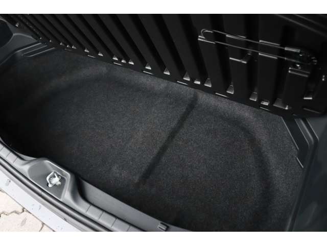 トヨタ ヴォクシー ２．０ Ｓ－Ｚ R5年 (東海) 99